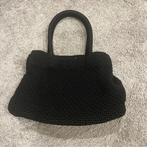 THE SAK CROCHET BLACK SHOULDER BAG W/ PINK LINING - Picture 6 of 11